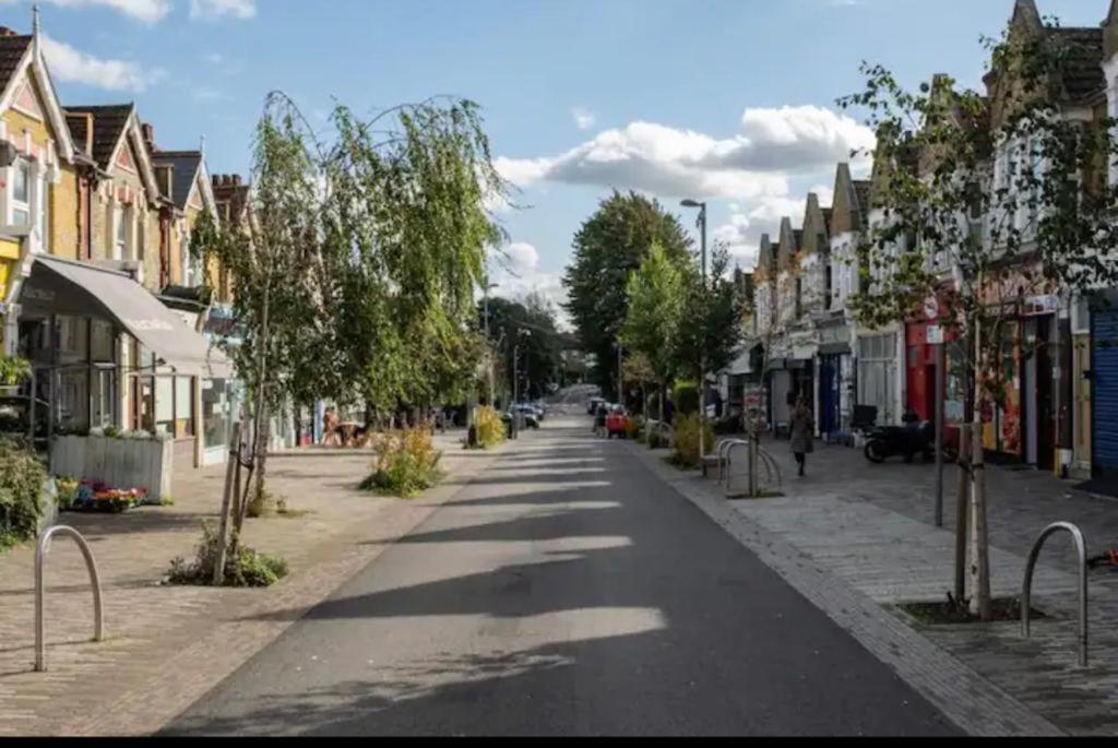 The Leyton Oasis Hotel London Kültér fotó